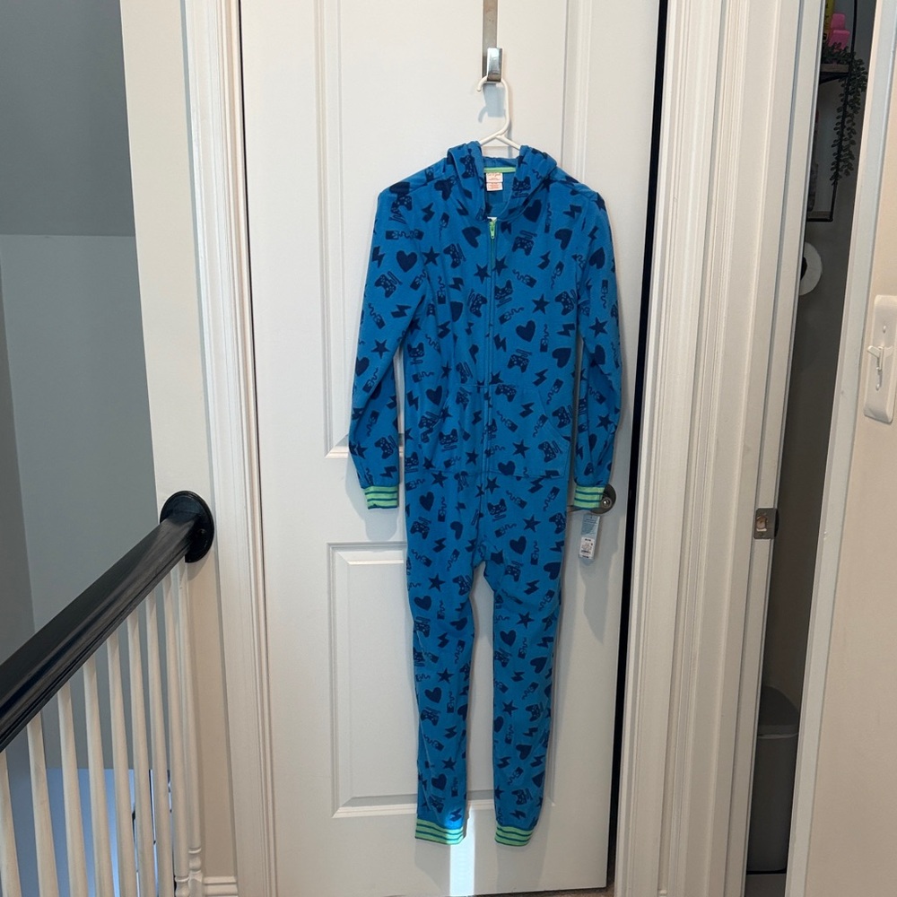 Cat & Jack Blue Video Game sleepwear
